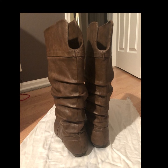 Fall Boots - Picture 3 of 5